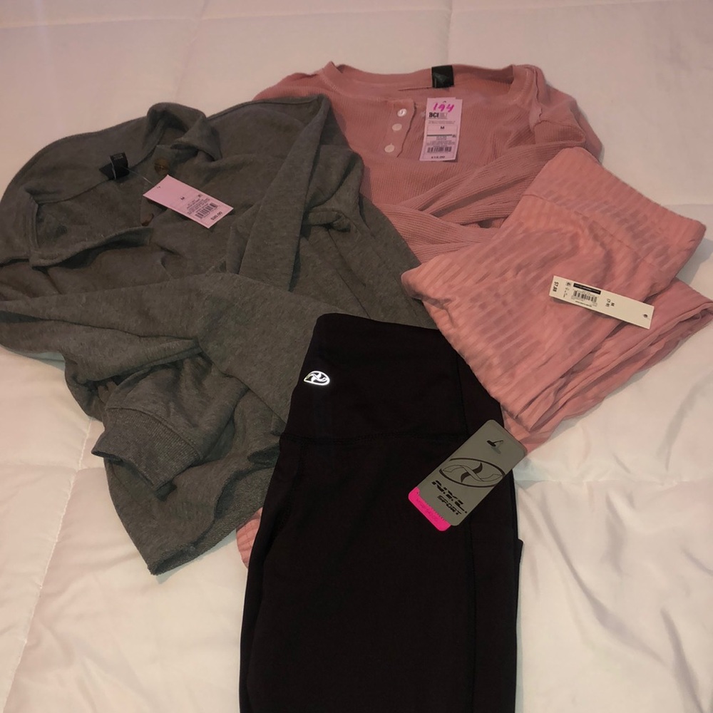 NWT 4 item bundle Medium